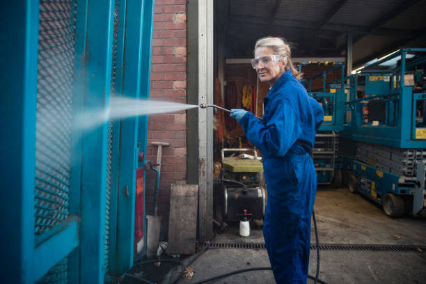 Best Rust Removal  in Nuevo, CA